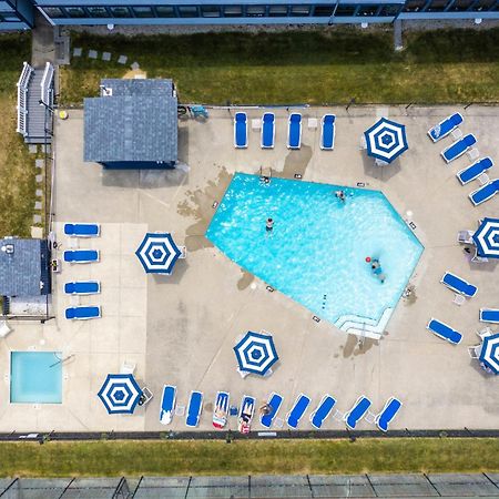 Nautical Mile Resort Wells Exteriör bild