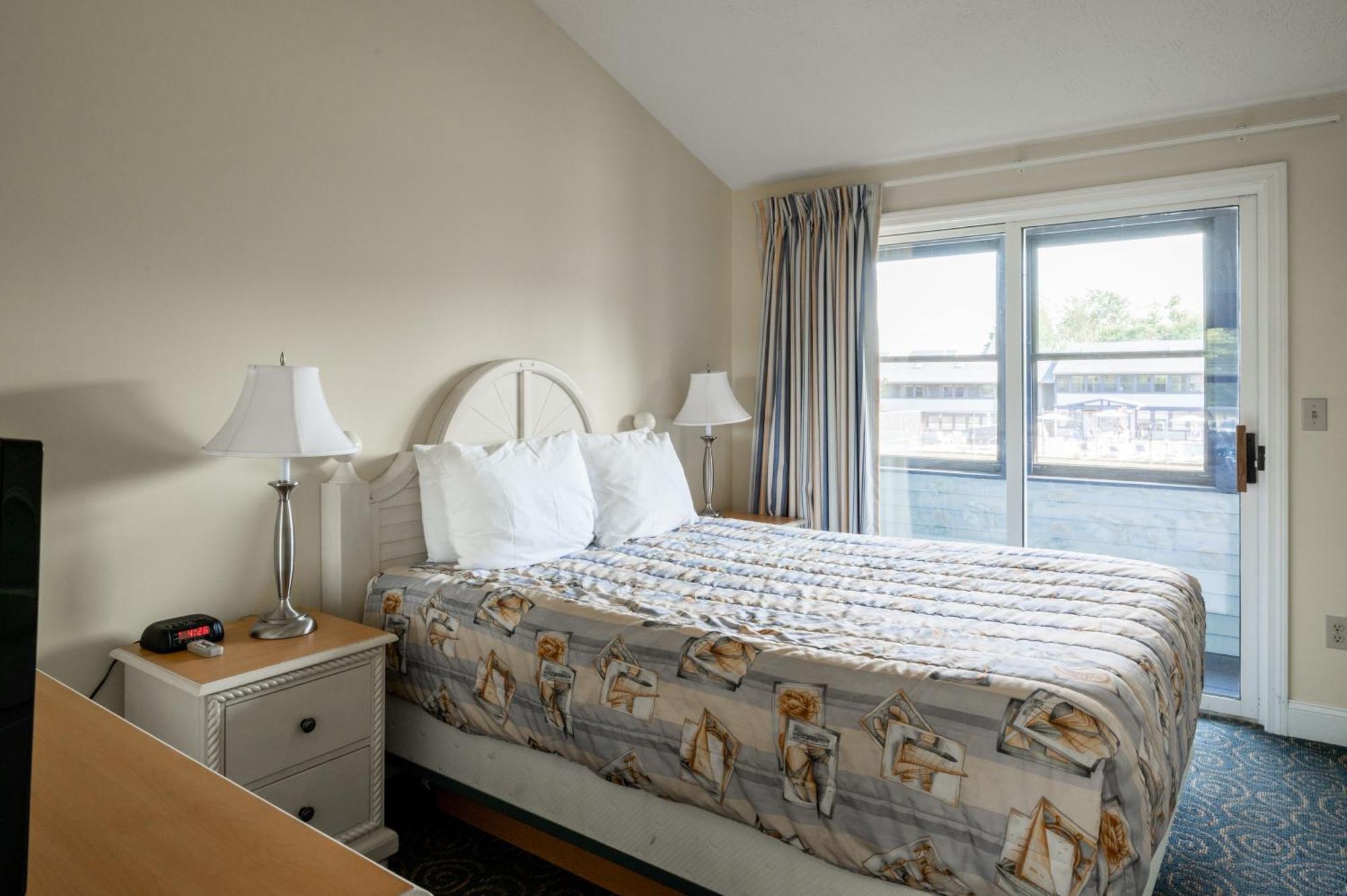 Nautical Mile Resort Wells Exteriör bild
