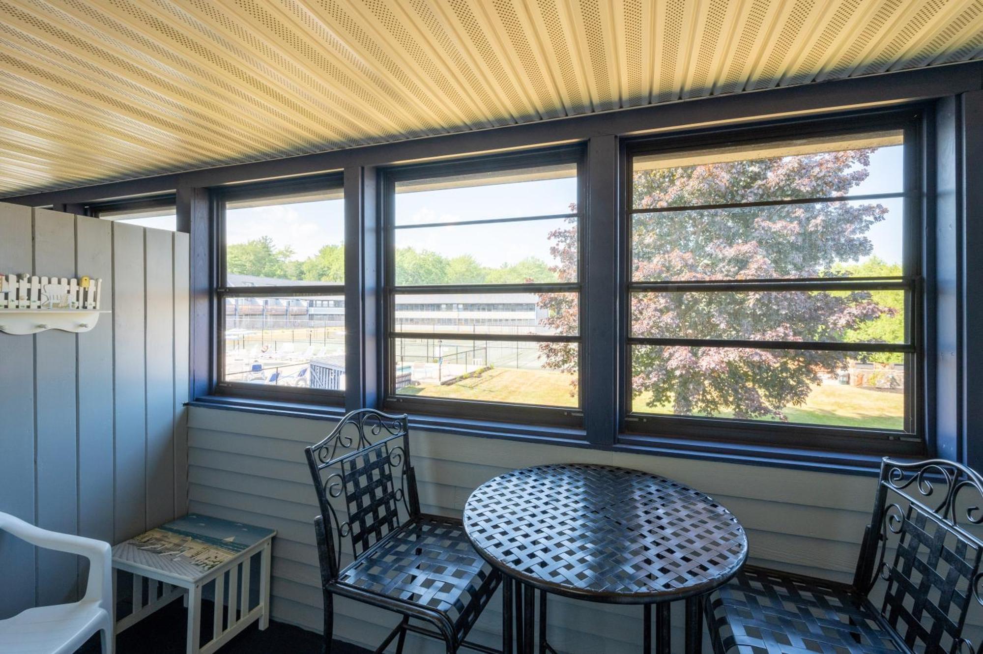 Nautical Mile Resort Wells Exteriör bild