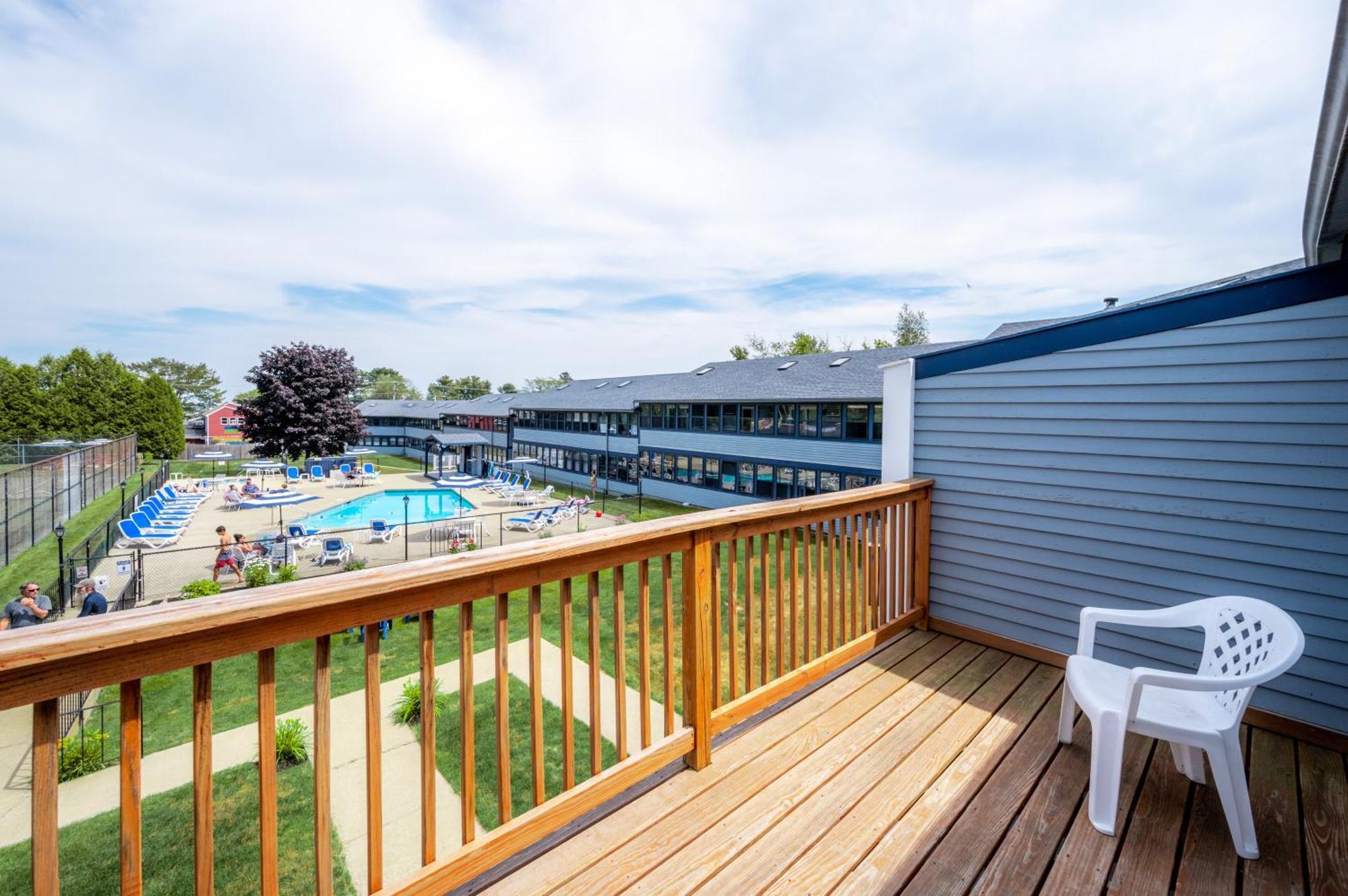 Nautical Mile Resort Wells Exteriör bild