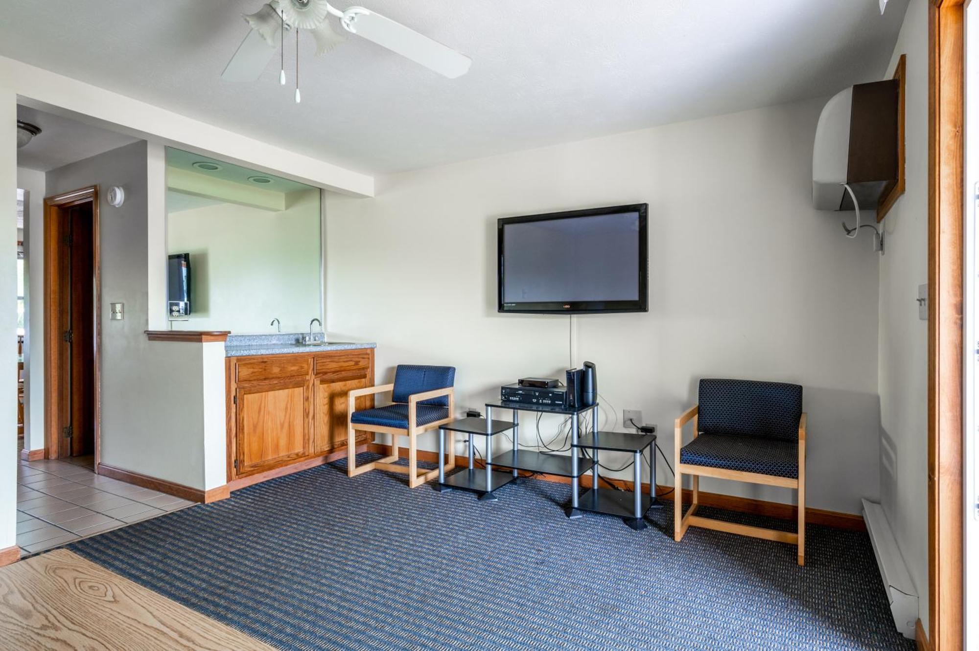 Nautical Mile Resort Wells Exteriör bild