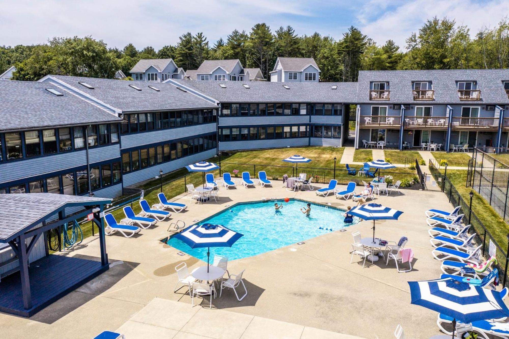 Nautical Mile Resort Wells Exteriör bild